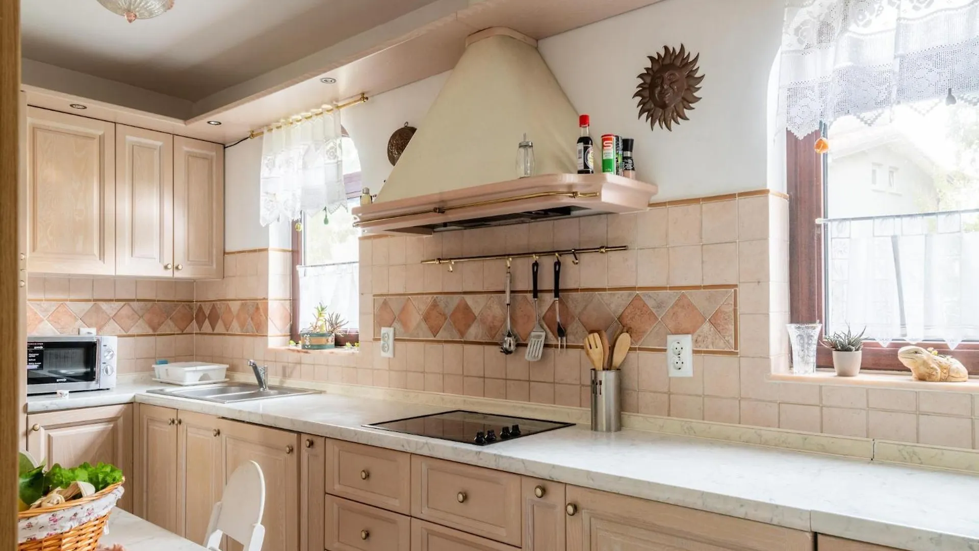 Spacious Holiday Home In Verteneglio Brtonigla
