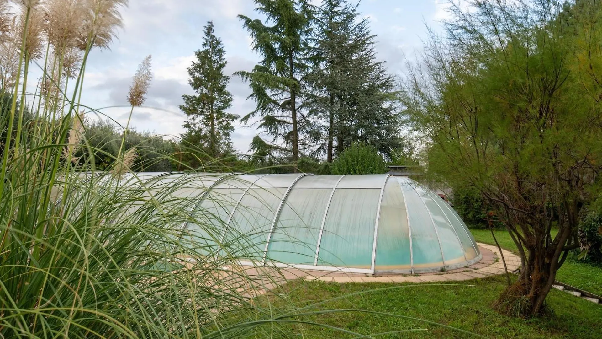 Spacious Holiday Home In Verteneglio بروتونيغلا
